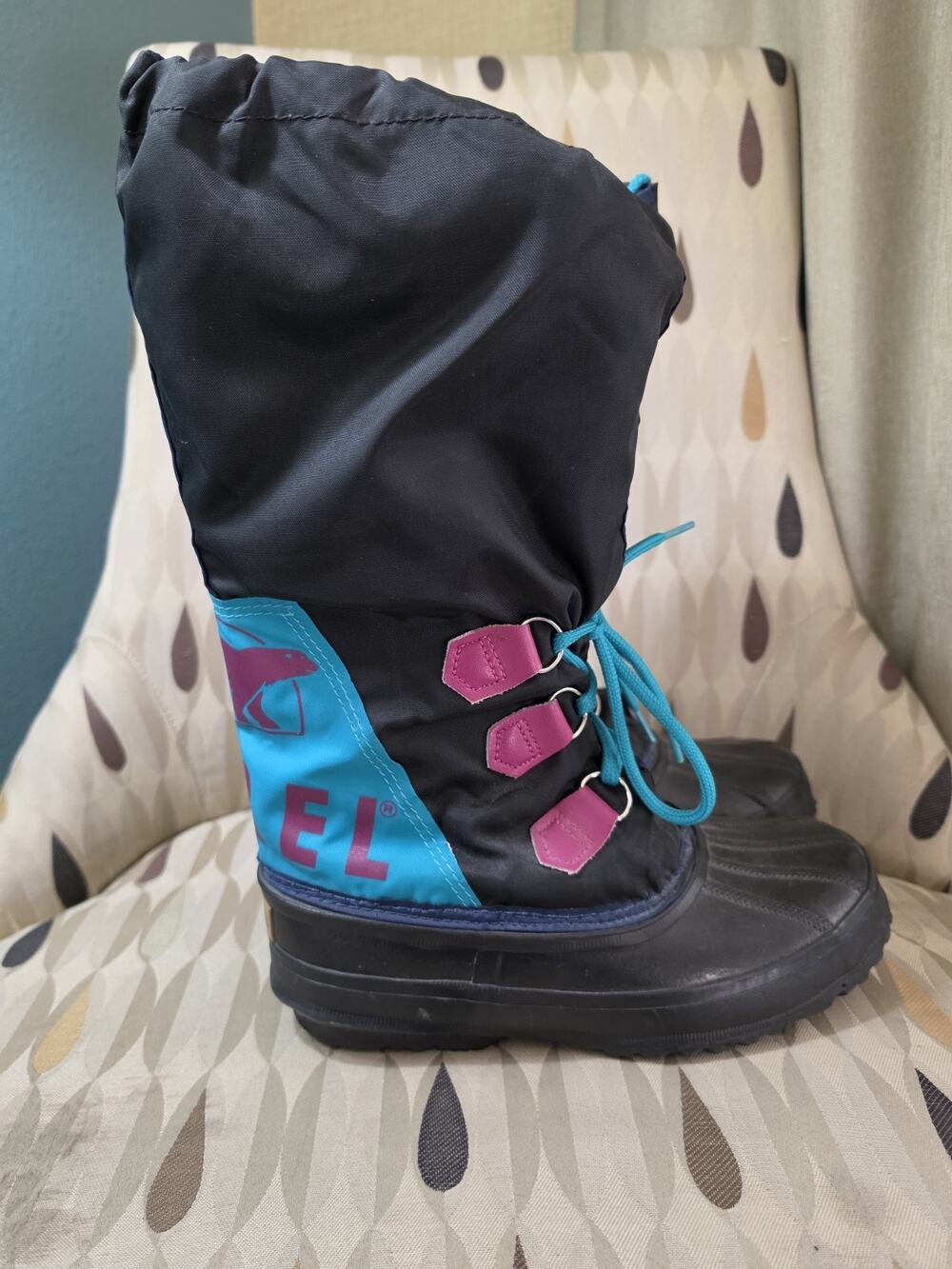 Sorel Women’s Lace Up Lined Felt Snow Boots Rubber Winter Boot Teal Pink S-6